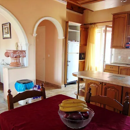 Paradise House Vilă