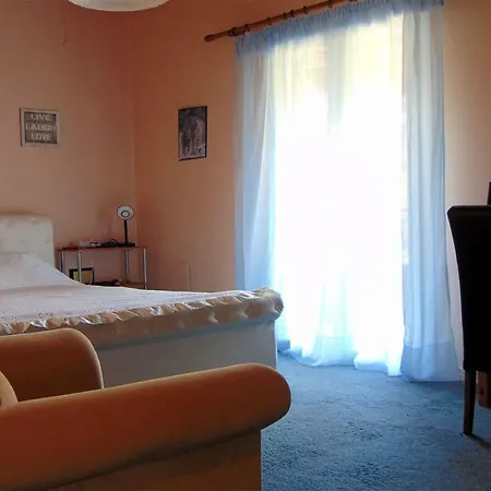 Willa Paradise House *