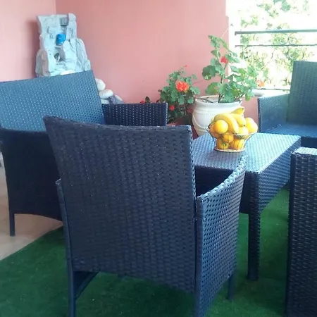 Paradise House * ליאפאדס